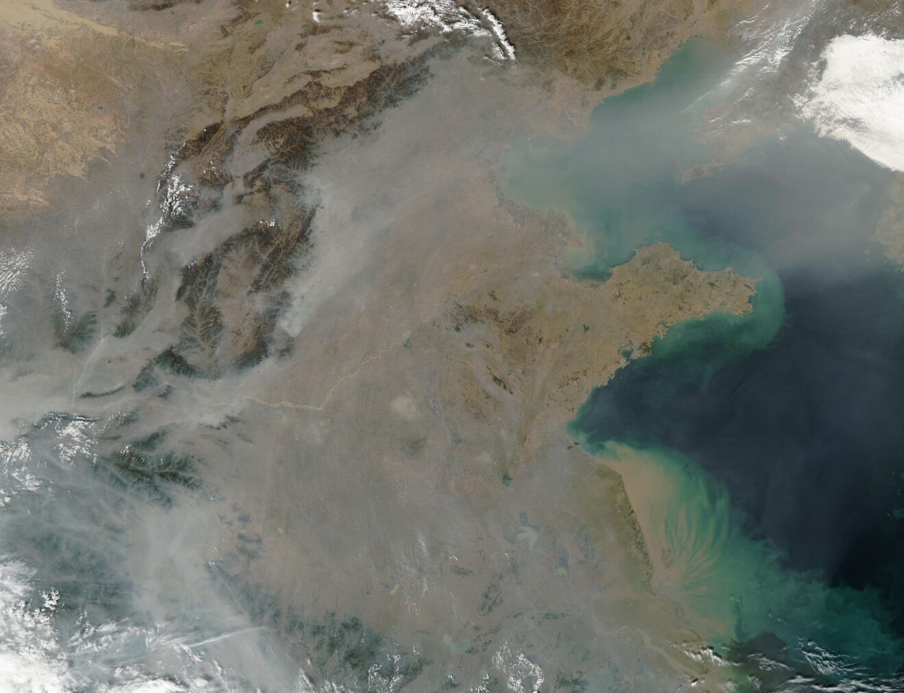 A MODIS view of Eastern China's pollution